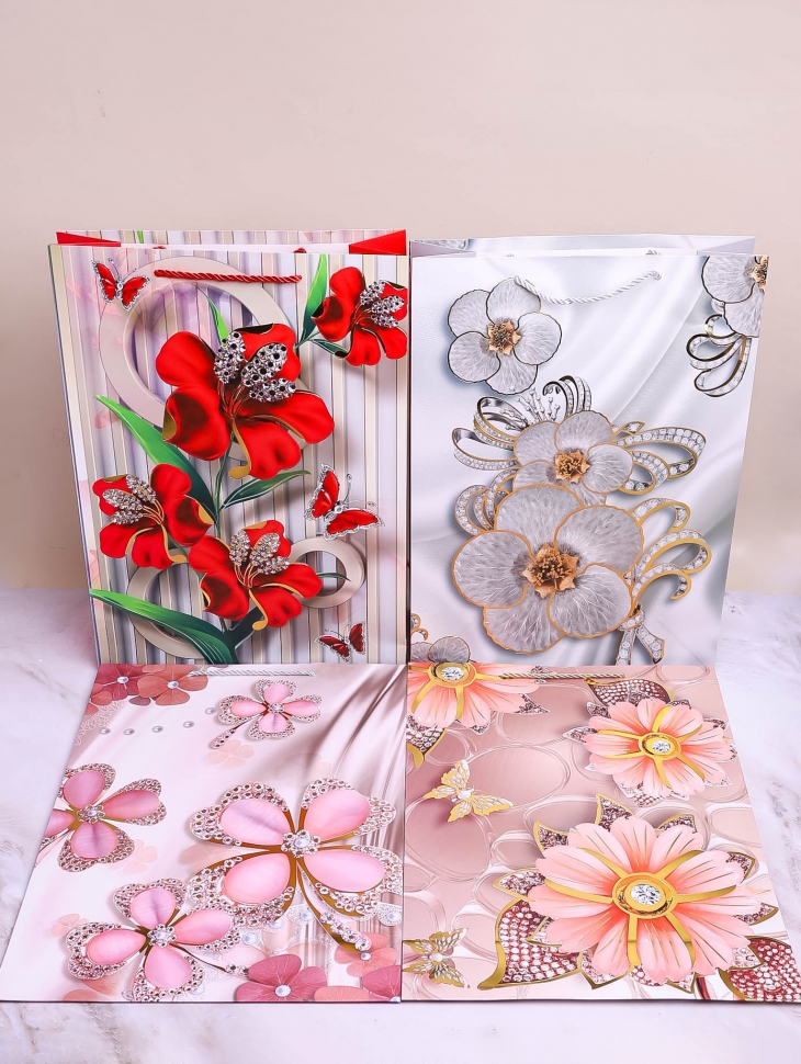 Сумочка подарочная 30х41,5x12см 412 цветы микс Сумочка подарочная 30х41,5x12см 412 цветы микс