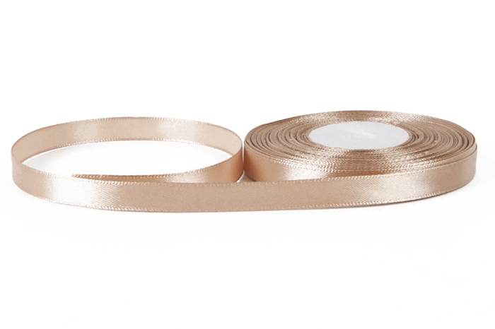 Лента атласная 10мм х 30м бежевая Лента атласная 10мм х 30м бежевая