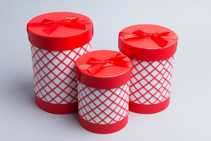 Коробка цилиндр набор из  3шт. 22,5х16,5см ромбы красный