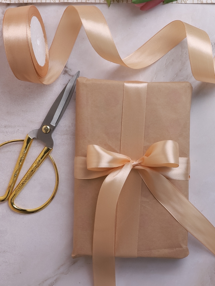 Лента атласная 25мм х 25 ярд JD бежевый Лента атласная 25мм х 25 ярд JD бежевый