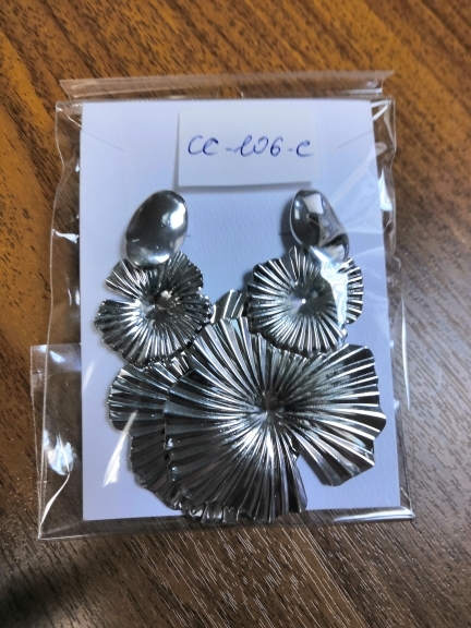 Серьги СС-106-С 7*4см Серьги СС-106-С 7*4см