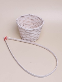 Кашпо плетеное бамбук D13x9.5/28см белый + ручка