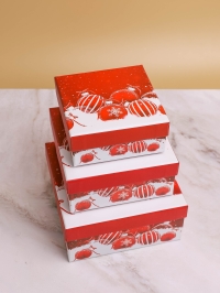 Коробка НГ квадрат набор из 3шт 15х15х6.9см шары красный