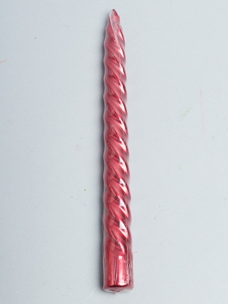 Свеча витая 25x250мм цветной лак красный