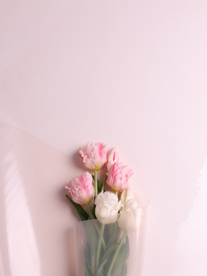 Пленка цветная 45 мкм 58см х 10м гласс бежевый