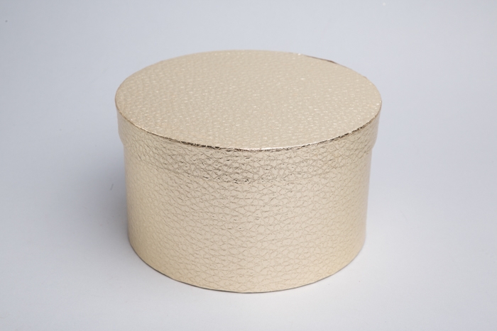 Коробка шляпная 20х11,5см N599 текстура кожи золото Коробка шляпная 20х11,5см N599 текстура кожи золото