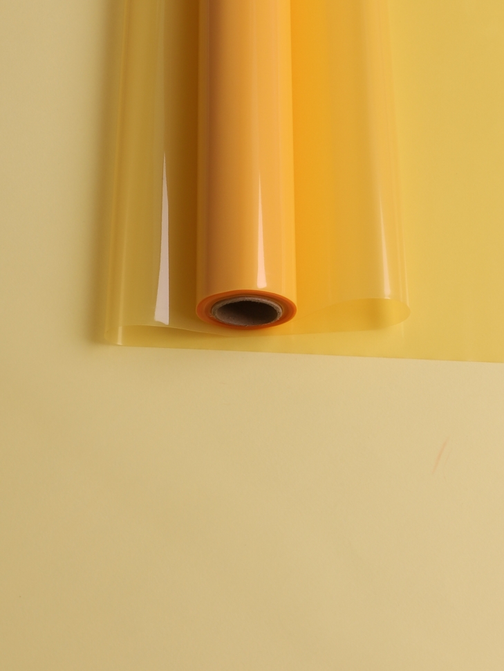 Пленка цветная 45 мкм 58см х 10м гласс желтый