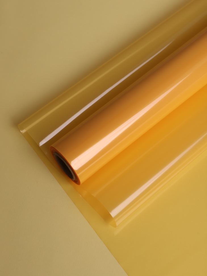Пленка цветная 45 мкм 58см х 10м гласс желтый