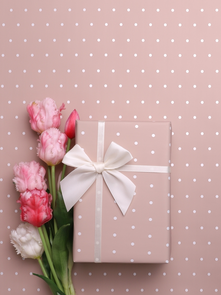 Пленка матовая 60мкм 58см х 10м горошек белый на капучино Пленка матовая 60мкм 58см х 10м горошек белый на капучино