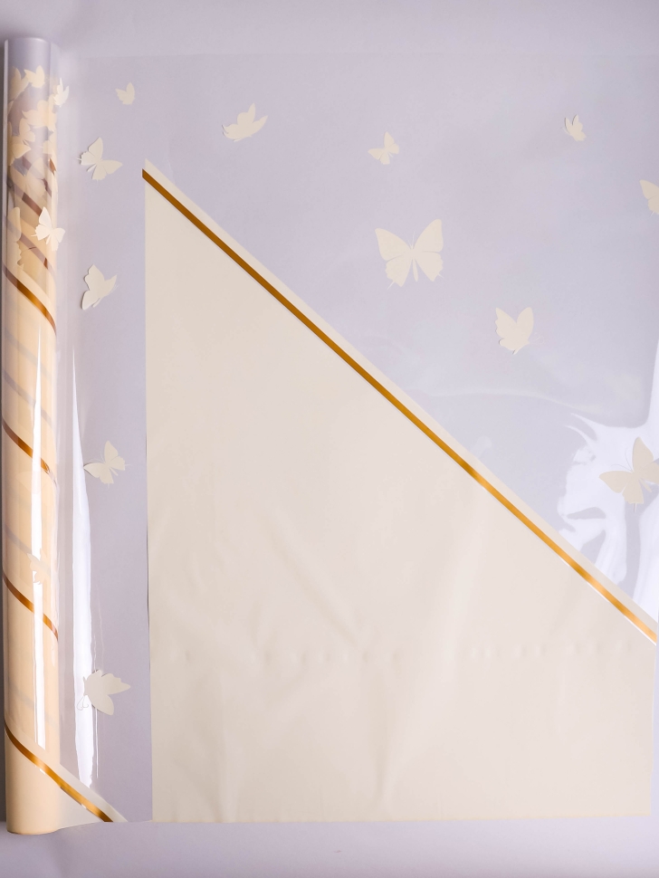 Пленка цветная 45 мкм 58см х 10м РЦ Бабочки кремовый Пленка цветная 45 мкм 58см х 10м РЦ Бабочки кремовый