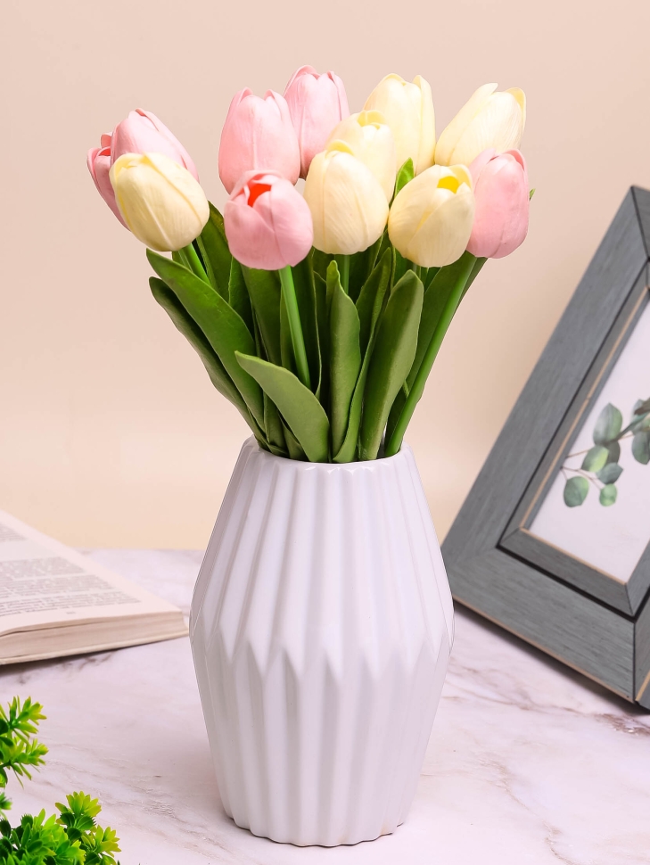 Ваза керамика 7х17см LZL-84 белый Ваза керамика 7х17см LZL-84 белый