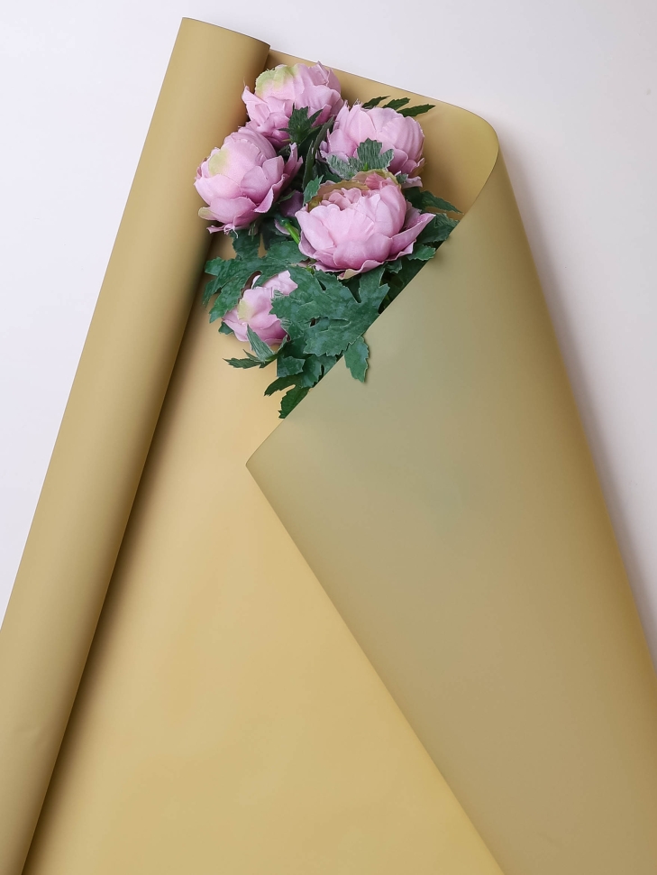 Пленка матовая 55мкм 58см х 10м Romantic пшеничный